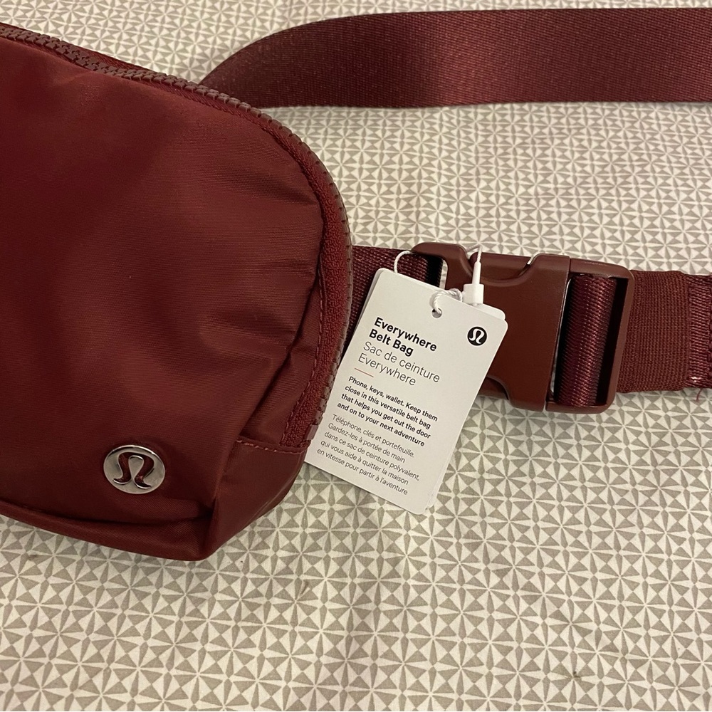Lululemon Everywhere Belt Bag Dark Red [sold out color] - Picture 8 of 9